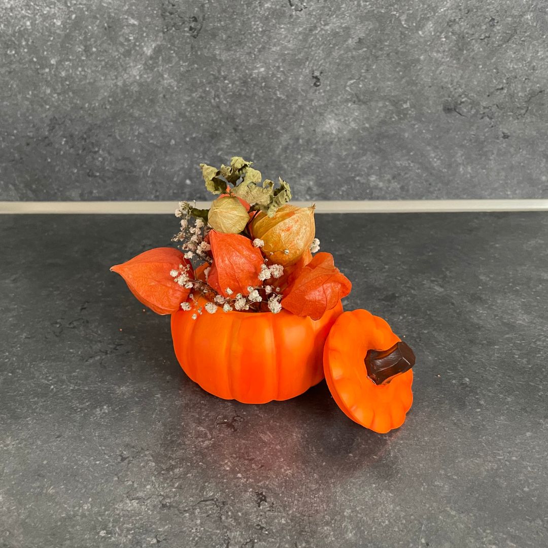 Pumpkin arrangement