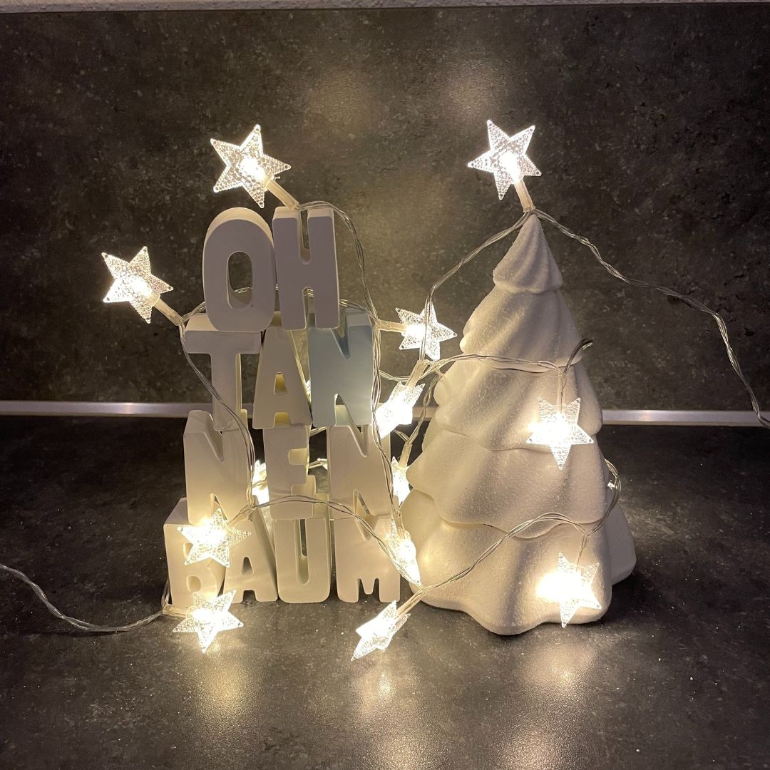 Set - "Oh Tannenbaum"